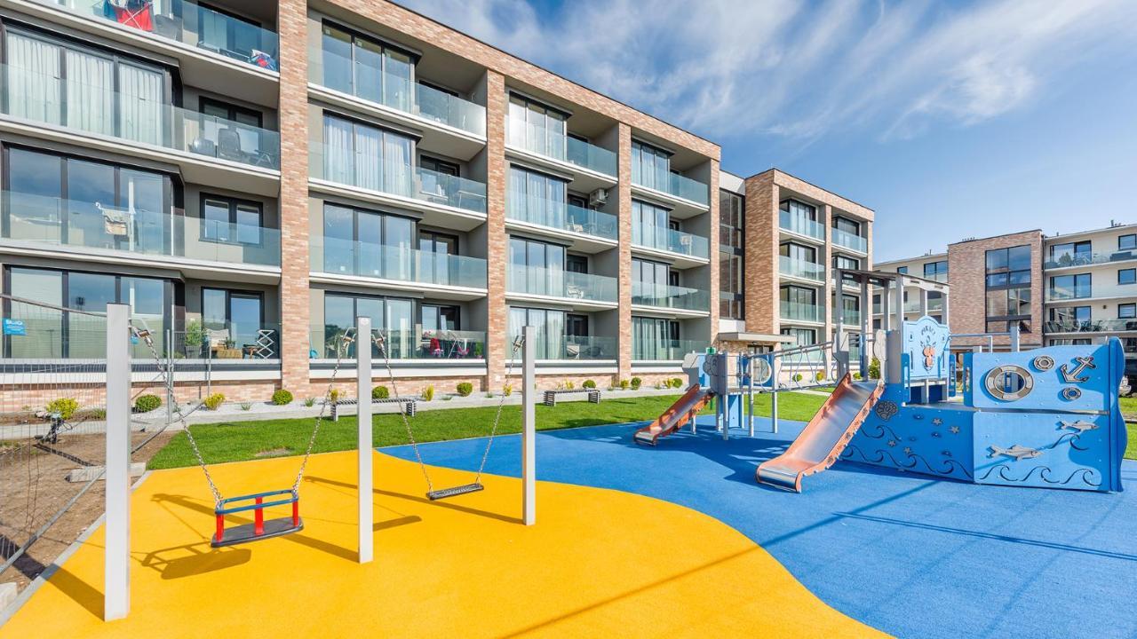 Apartament Z 1 Sypialnia Retro Deluxe 60 F Perlowa Przystan - Holiday City Колобжег Екстериор снимка