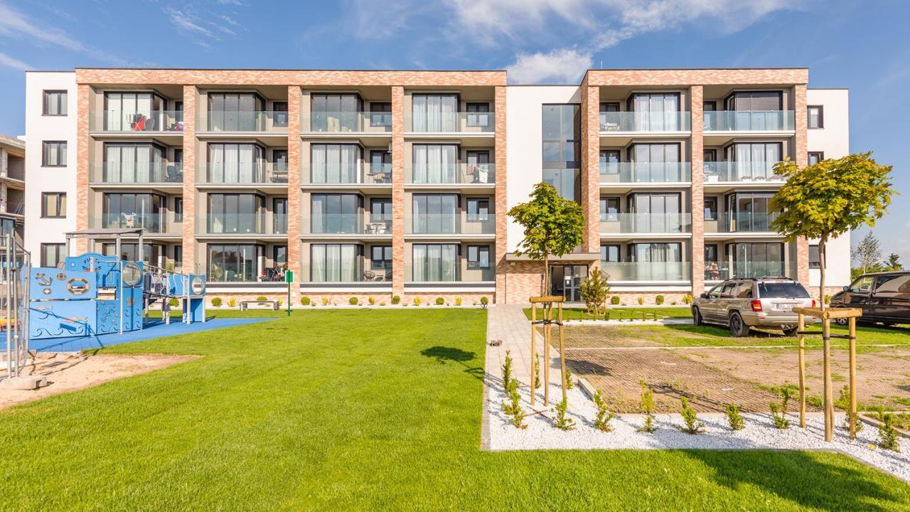 Apartament Z 1 Sypialnia Retro Deluxe 60 F Perlowa Przystan - Holiday City Колобжег Екстериор снимка