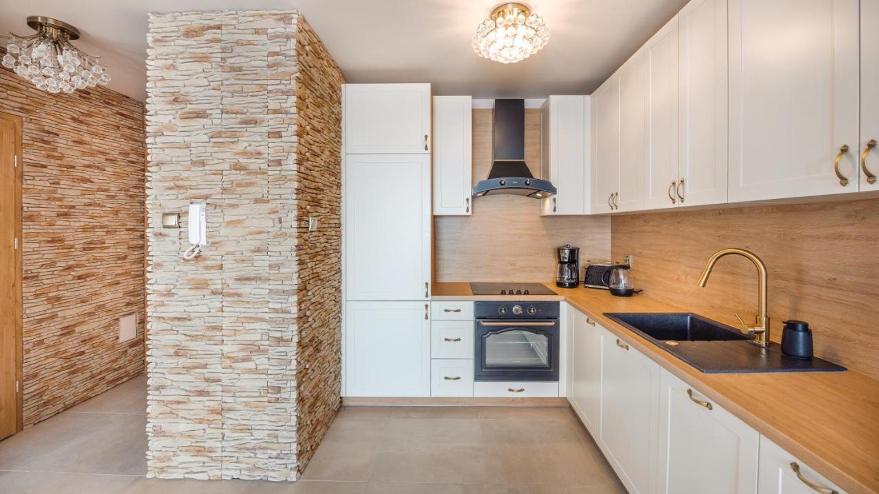 Apartament Z 1 Sypialnia Retro Deluxe 60 F Perlowa Przystan - Holiday City Колобжег Екстериор снимка