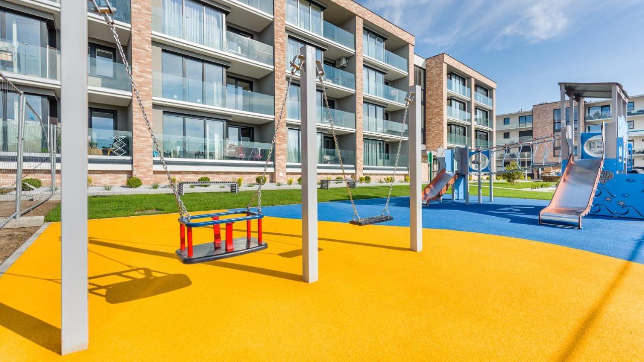 Apartament Z 1 Sypialnia Retro Deluxe 60 F Perlowa Przystan - Holiday City Колобжег Екстериор снимка